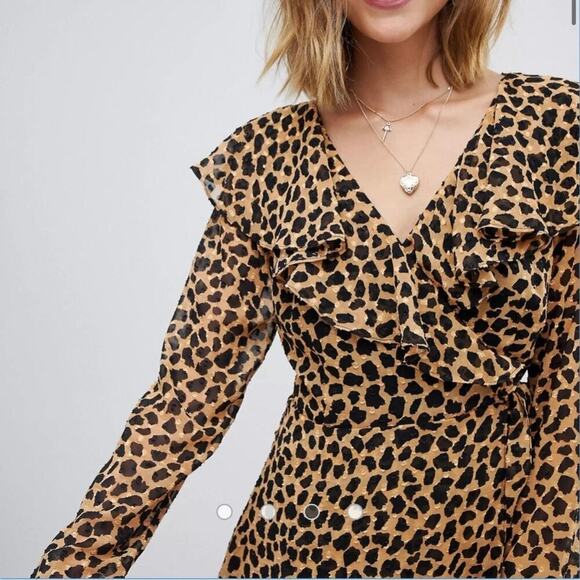 Free People Leopard Print Frenchie Mini
Wrap Dress Size Large lightweight - Picture 4 of 13